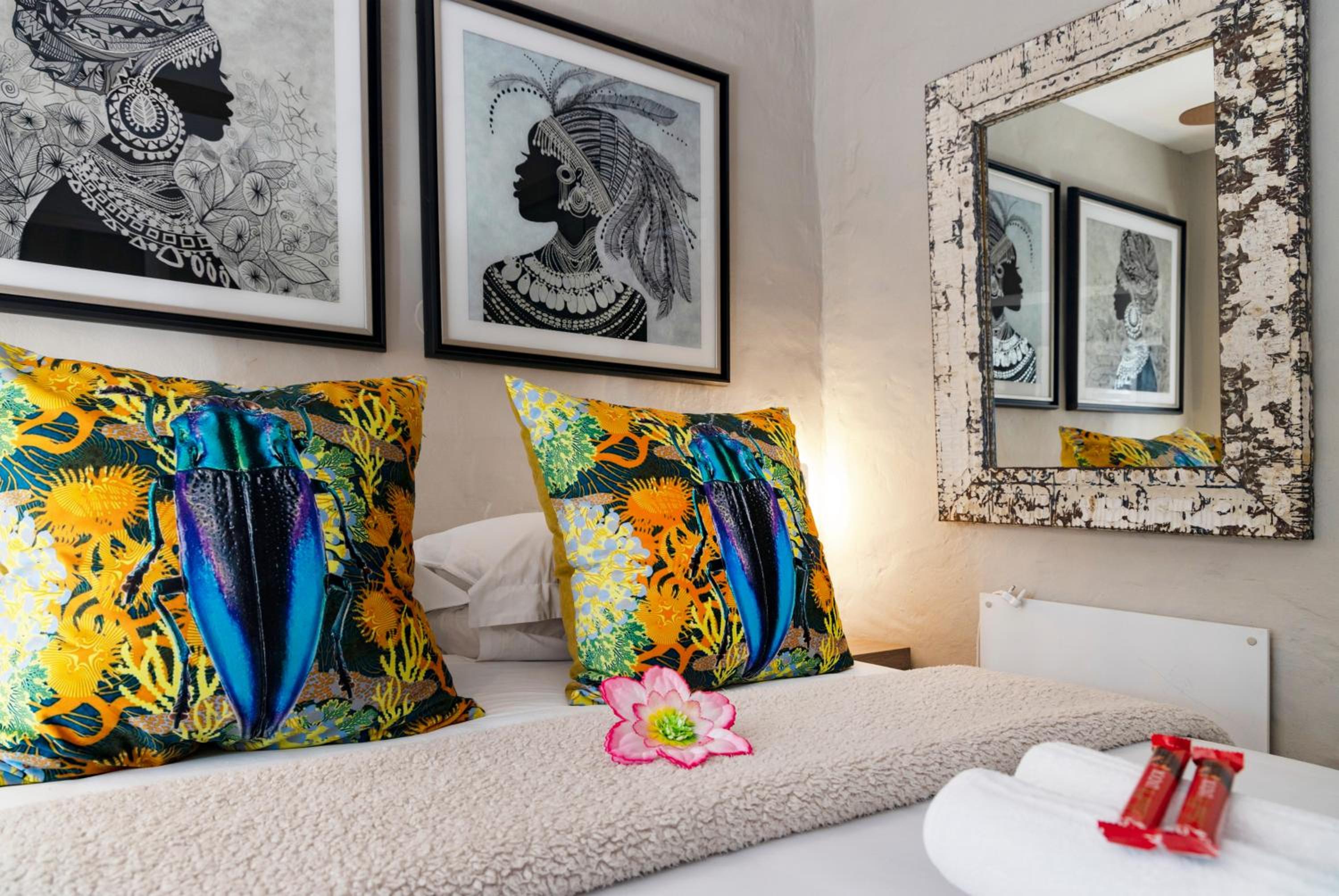 Pearl Moon Boutique Suites