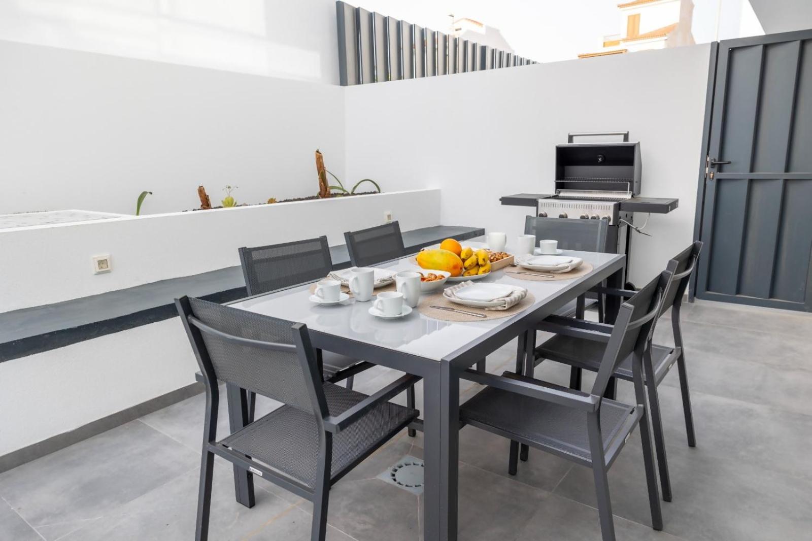 Villas Divela, Ocean View, Private & Heated Pool