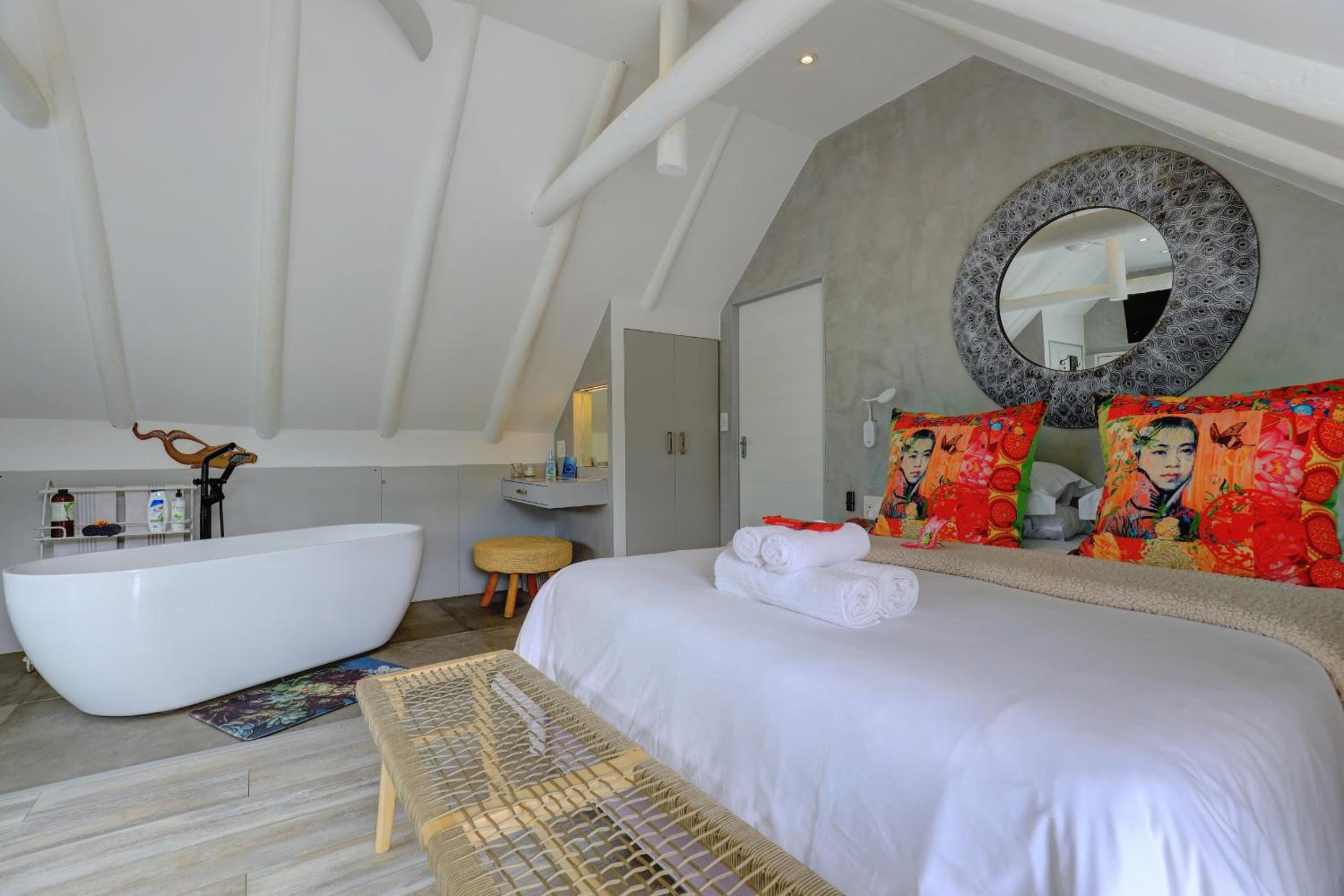 Pearl Moon Boutique Suites, photo 137