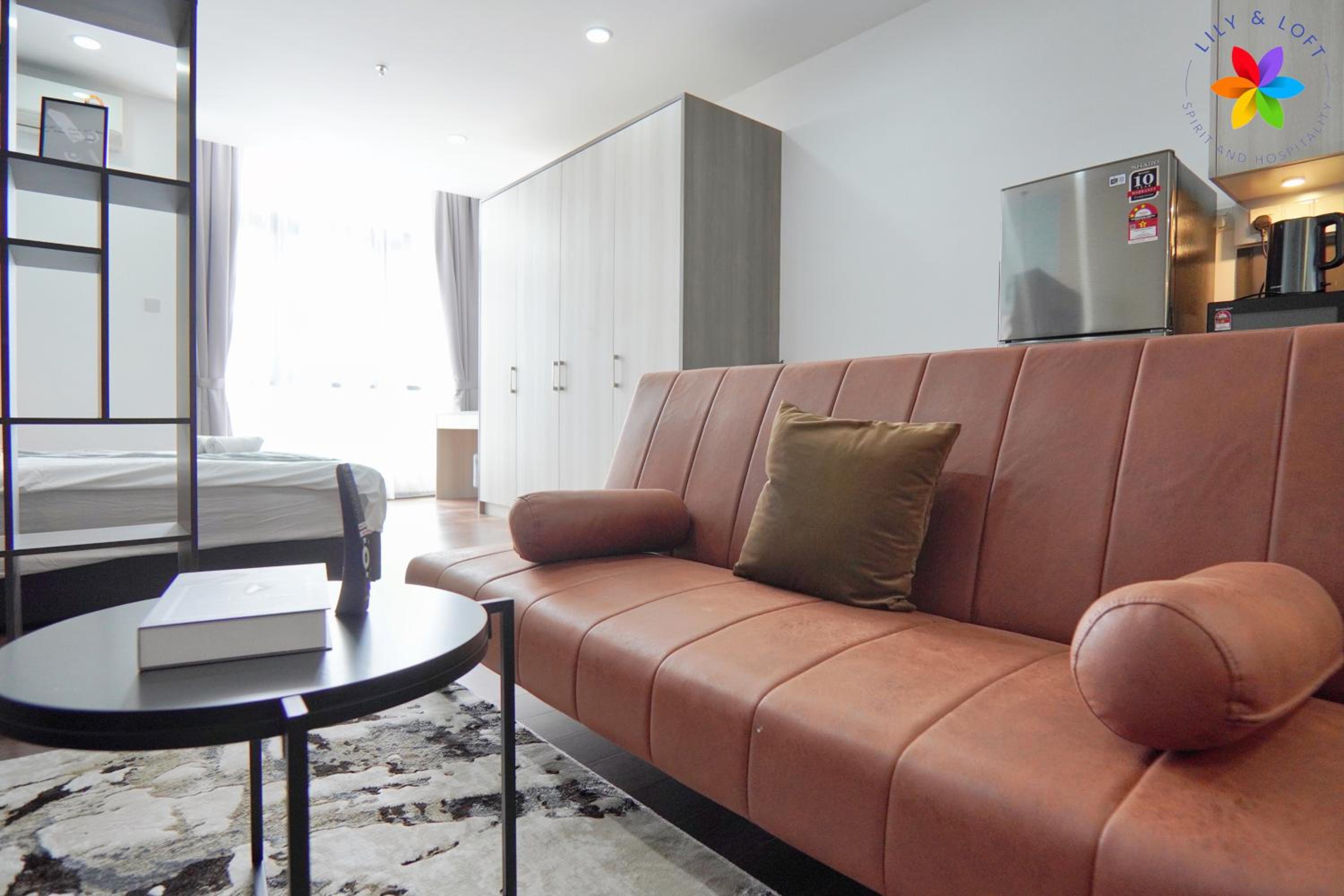 Lily and Loft - Queensville @ Kuala Lumpur - Netflix