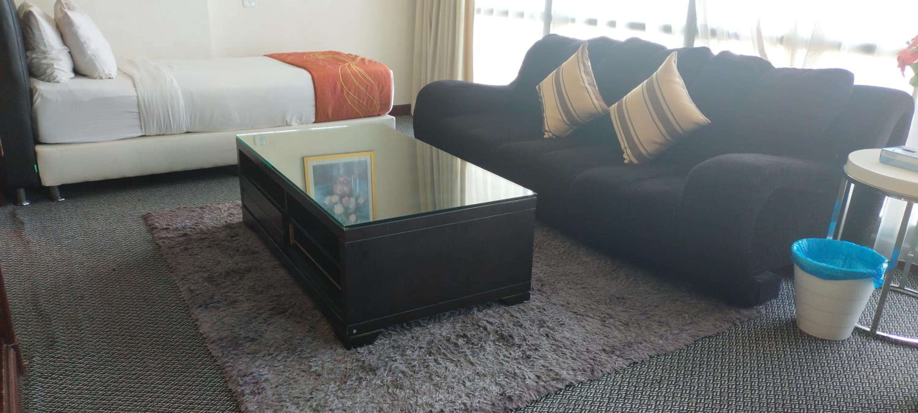 BBS Apartment At Time Square East Lobby