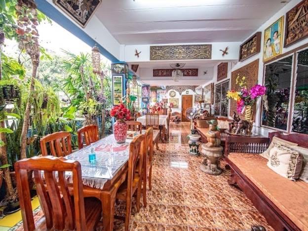 Saithong House