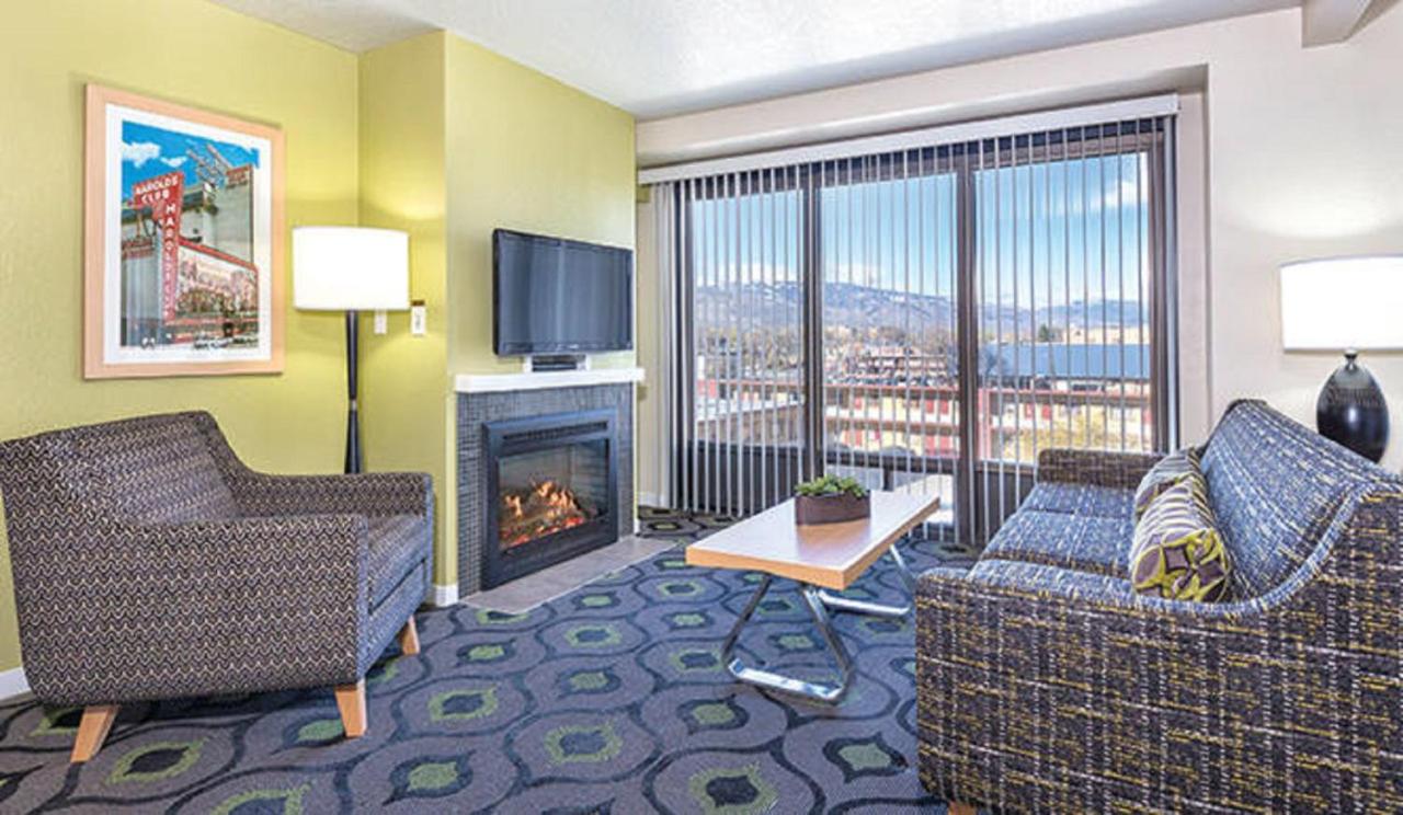 Great 1BD condo with resort amenities take in all Reno has to offer view 5