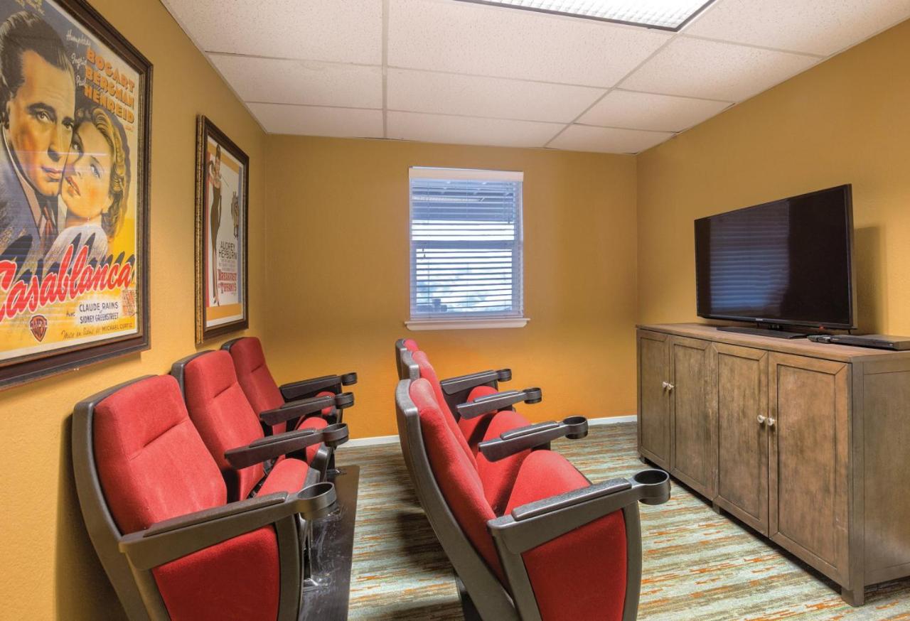 meeting & event spaces