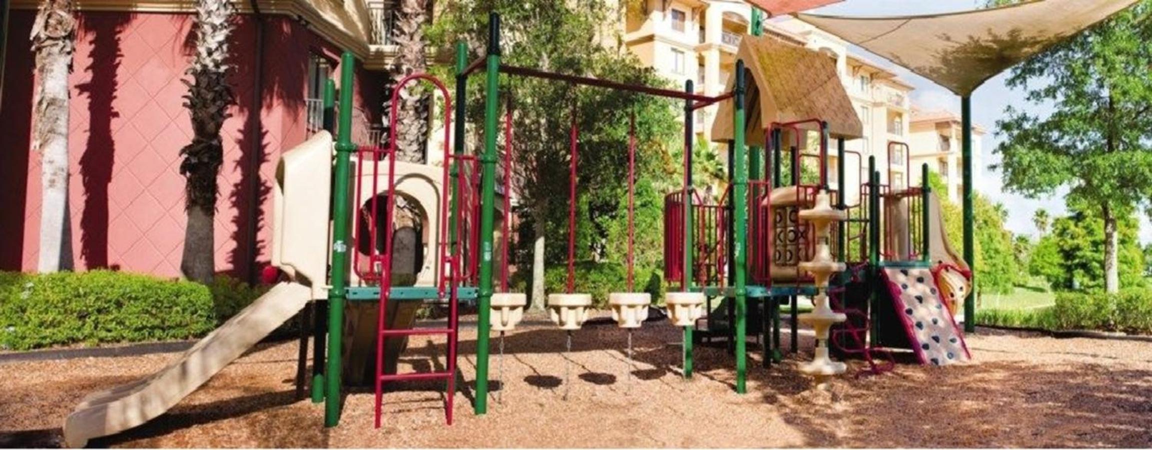 Beautiful Resort in Bonnet Creek 2BD Deluxe near Walt Disney World