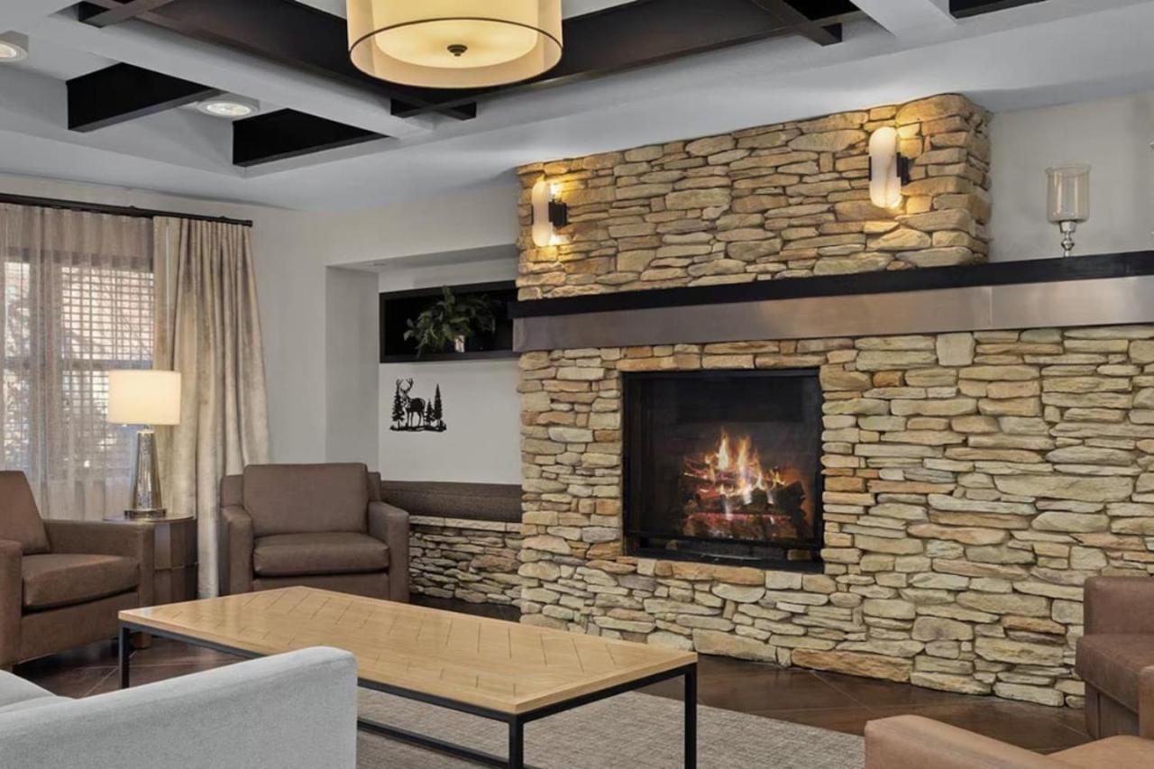 Beautiful Resort in Great Smokies Lodge 1BD Deluxe near Hillside Winery