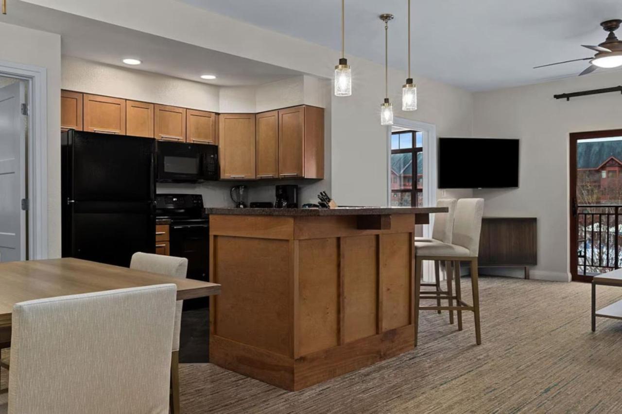 Beautiful Resort in Great Smokies Lodge 1BD Deluxe near Hillside Winery