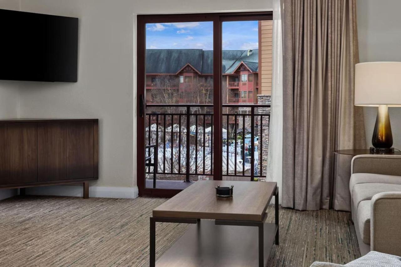 Beautiful Resort in Great Smokies Lodge 1BD Deluxe near Hillside Winery