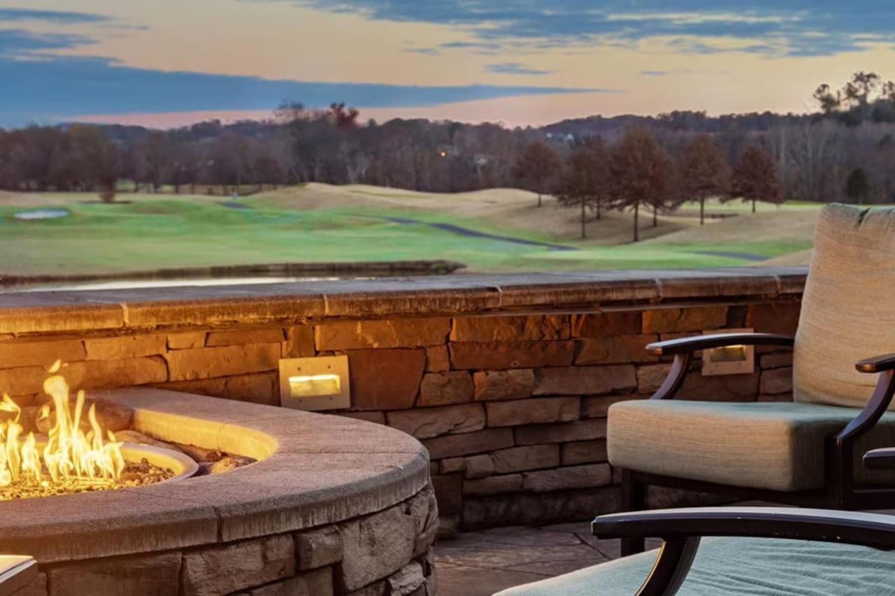 Beautiful Resort in Great Smokies Lodge 1BD Deluxe near Hillside Winery