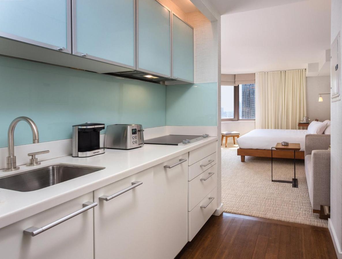 Beautiful Resort in Midtown 45 - Deluxe 1BD