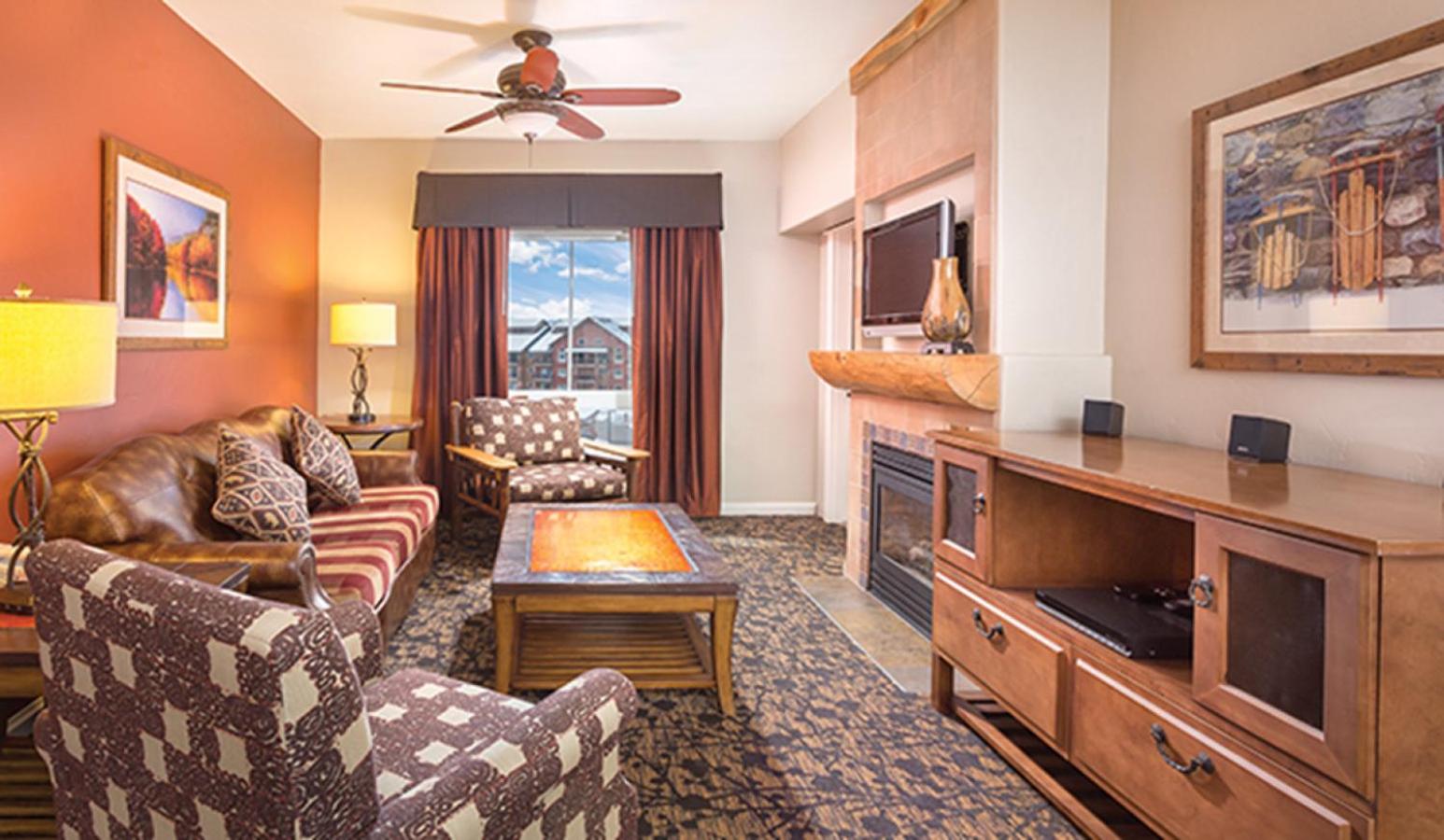 Beautiful Resort in Steamboat Springs 2BD at World Class Skiing and famed Champagne Powder