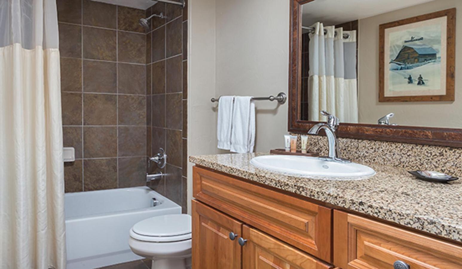 Beautiful Resort in Steamboat Springs 1BD at World Class Skiing and famed Champagne Powder