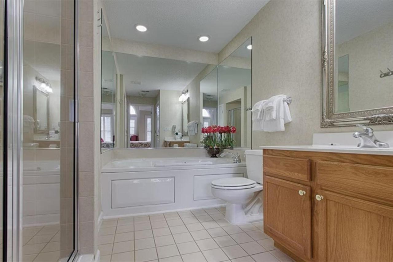 Beautiful Hotel in Villas at Fairfield 1BD at Lakeview Parkway view 3