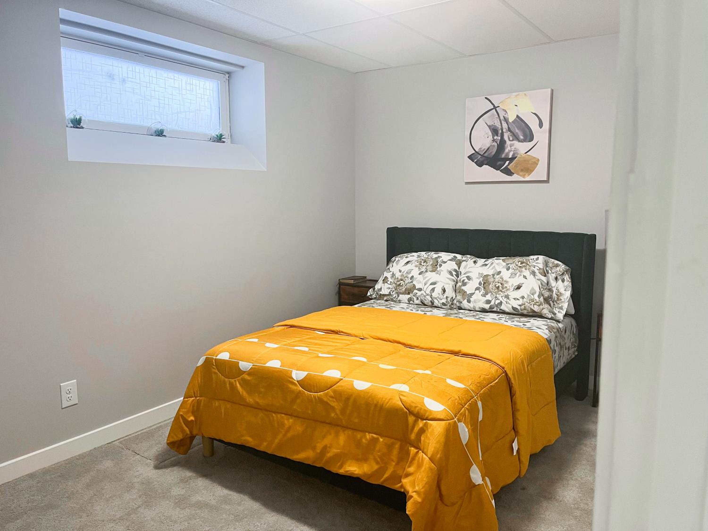 Private Basement Suite with comfort