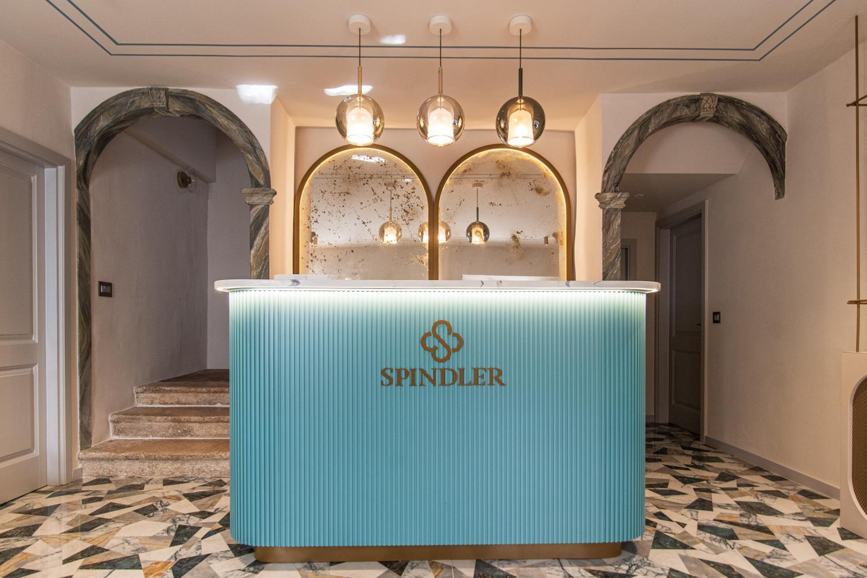 HERITAGE VILLA SPINDLER by DuHomes
