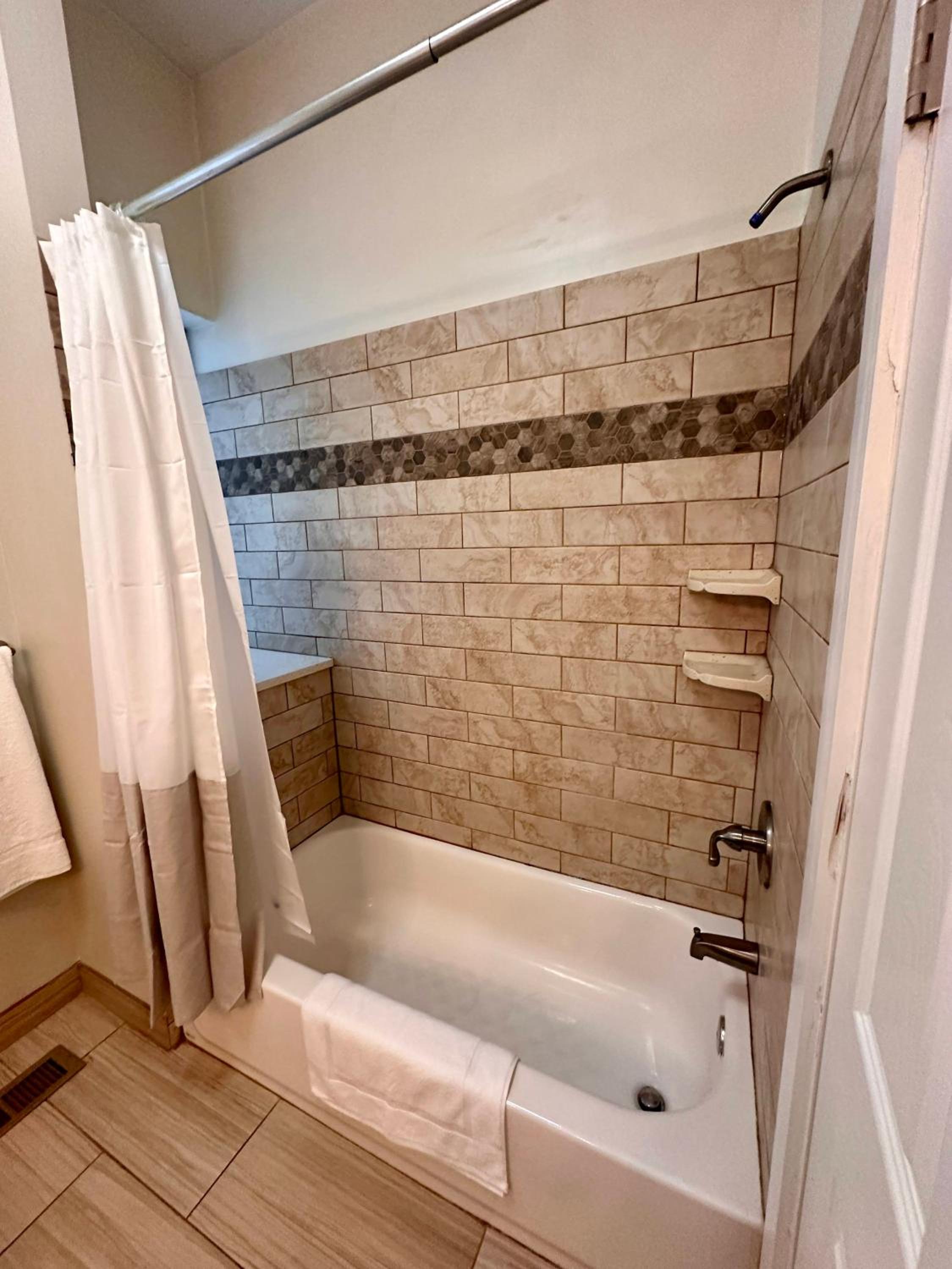 Chicago Vacations - Flexhome Bucktown 2BR C2 - Property Image 14