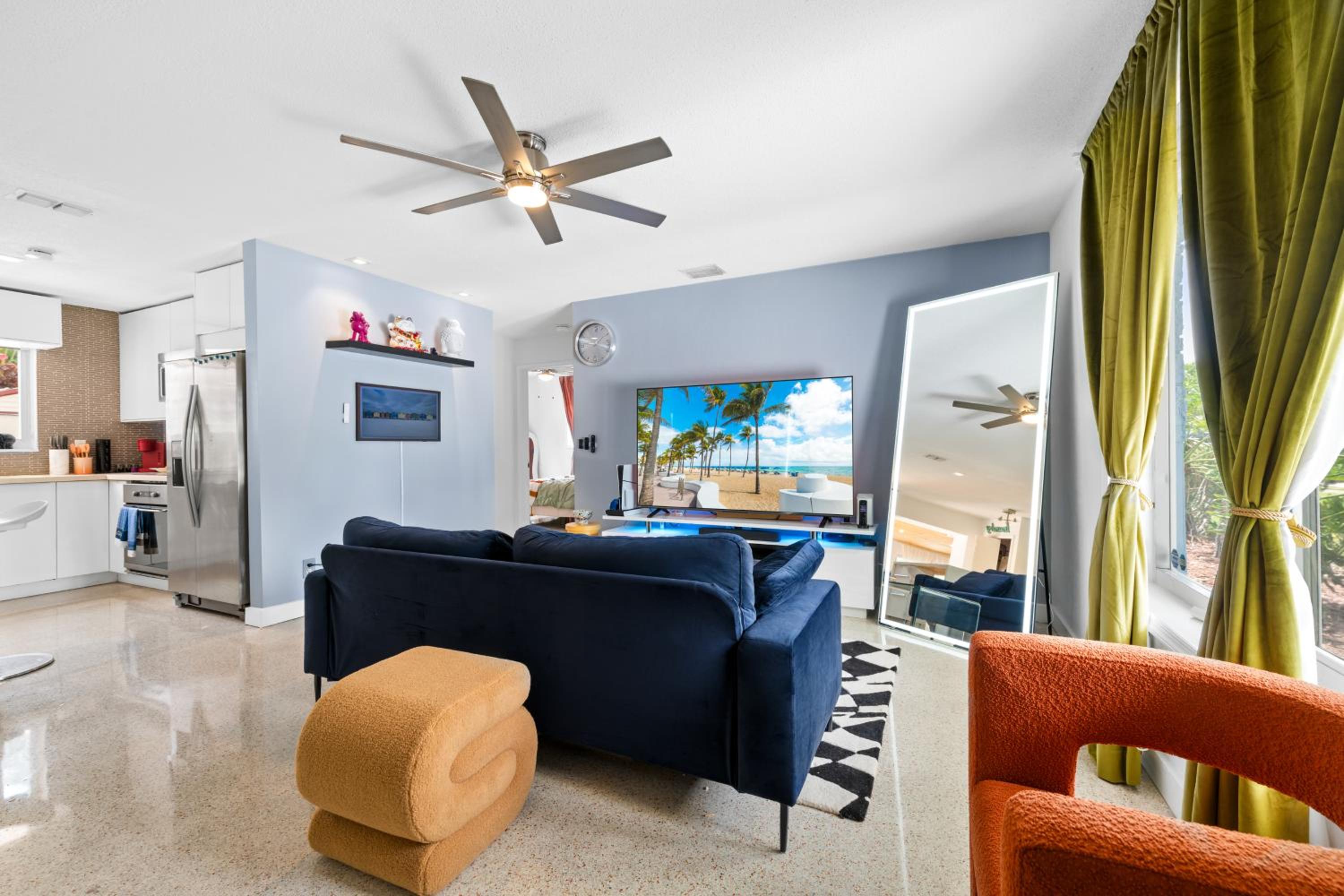 Cozy 3bd - Pool, BBQ, Pool Table - Nearby Beach view 5