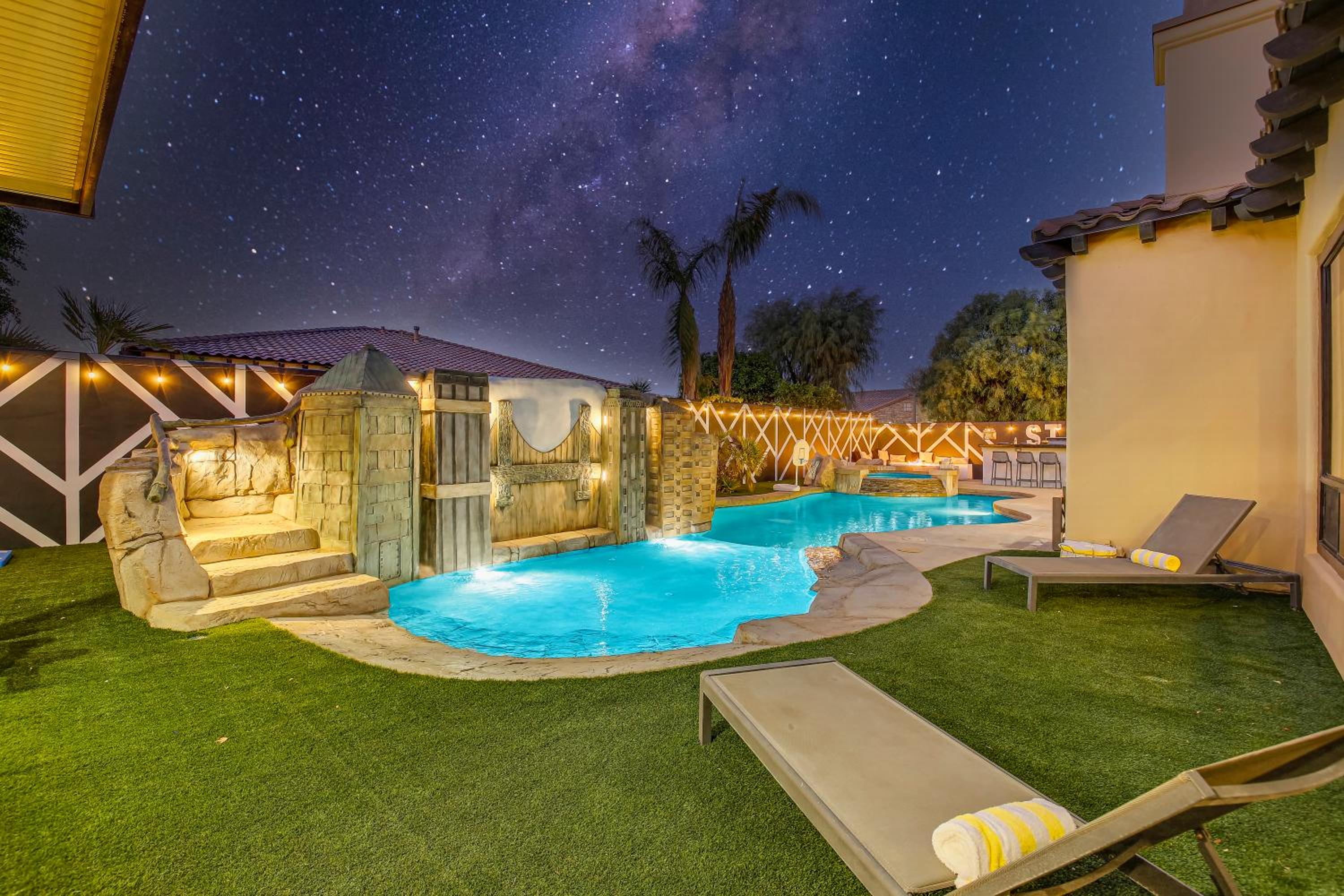 Empire State 7br, Golf, Waterslide, GameRM view 5