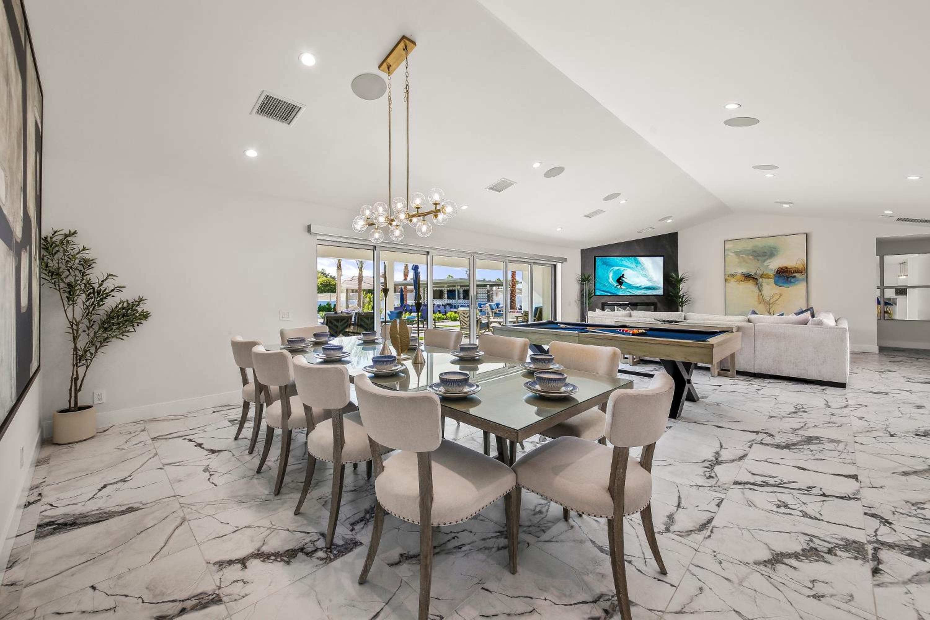 dining
