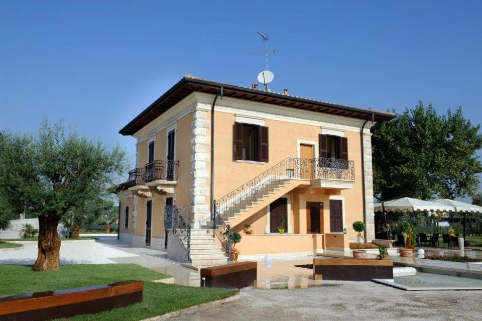 Villa Tivoli view 2