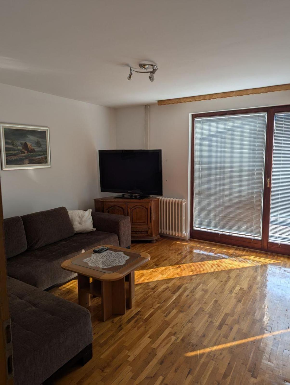 Apartmani Nova Breka