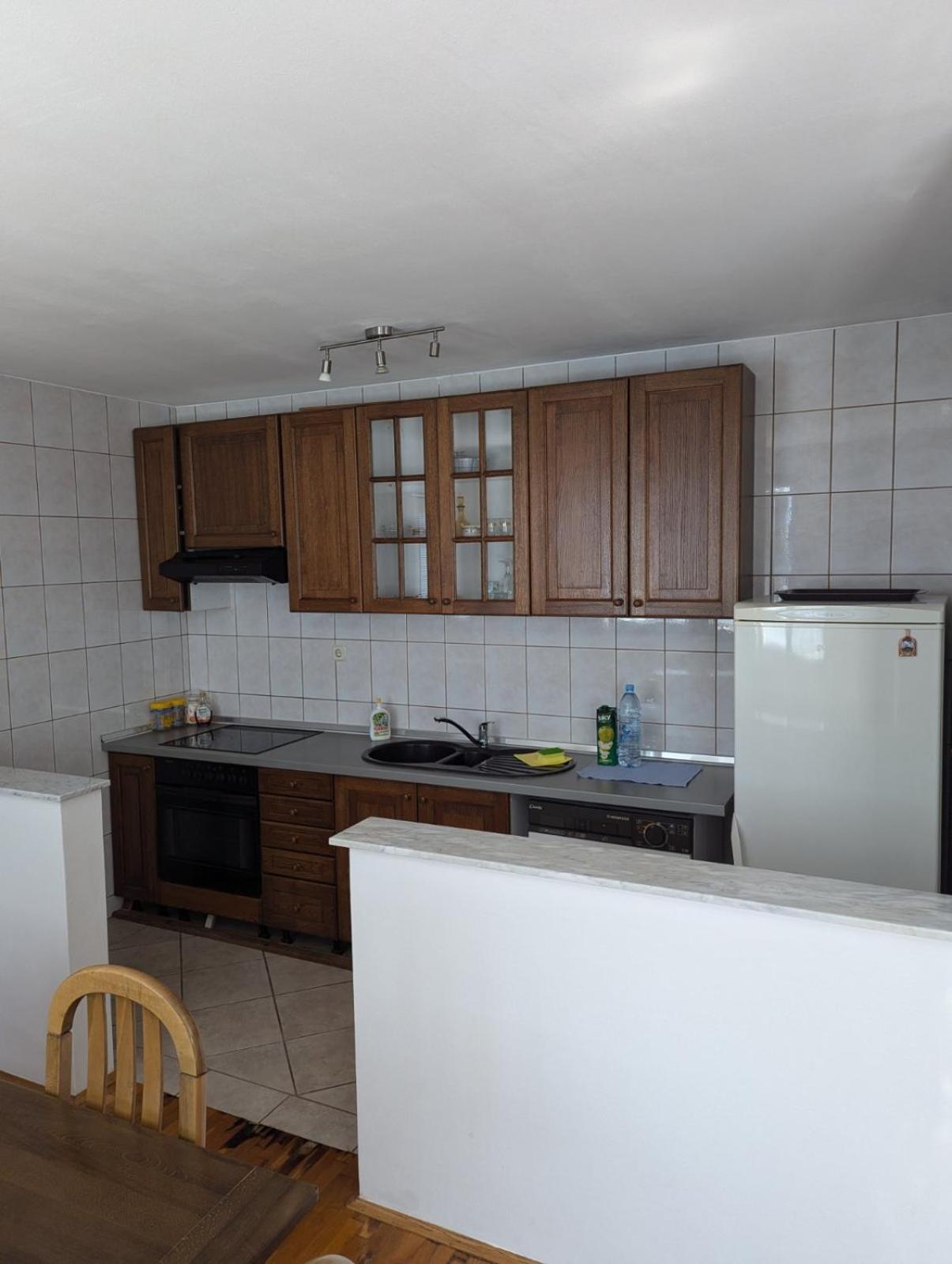 Apartmani Nova Breka