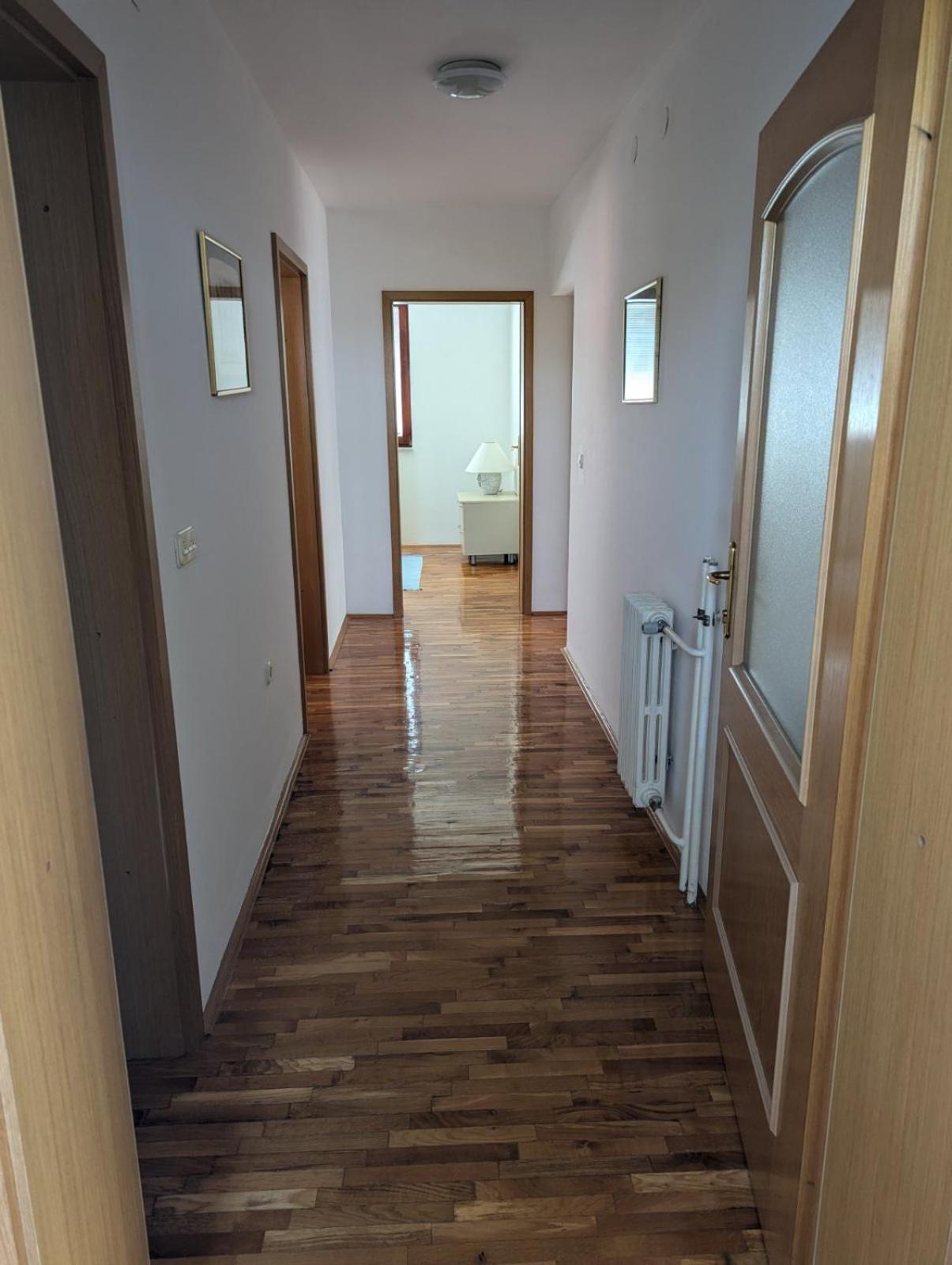Apartmani Nova Breka