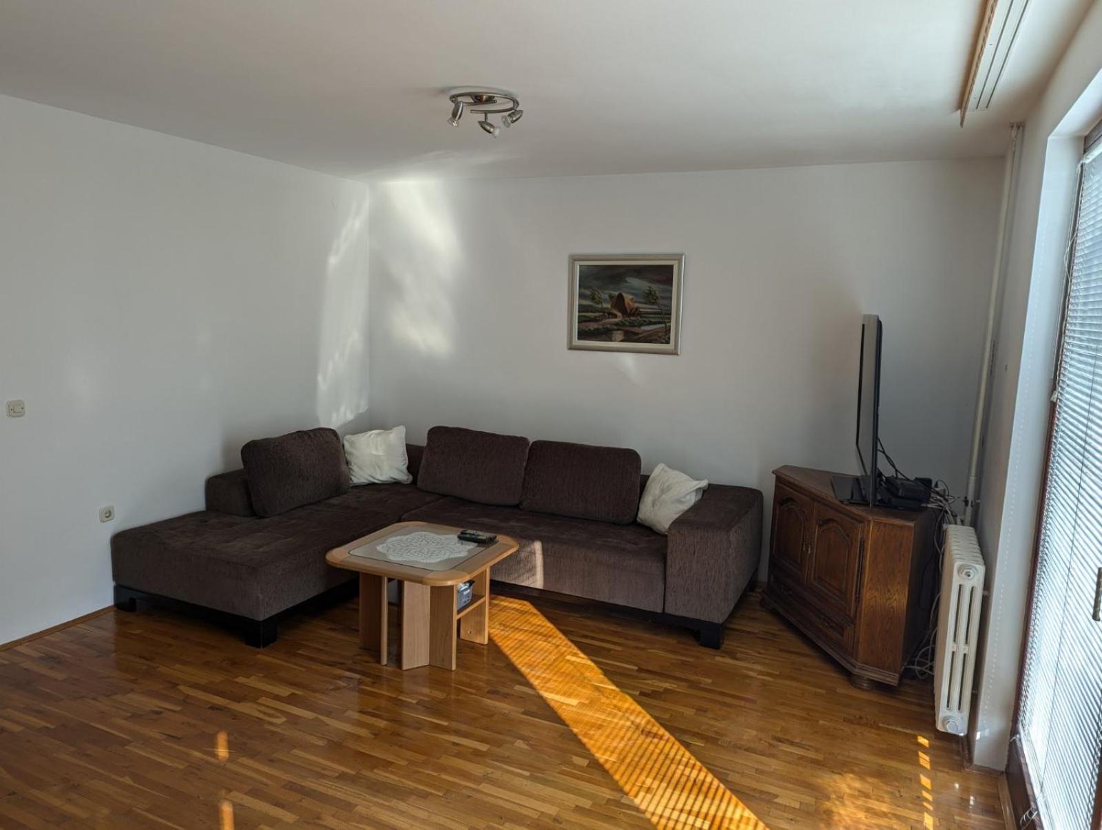 Apartmani Nova Breka