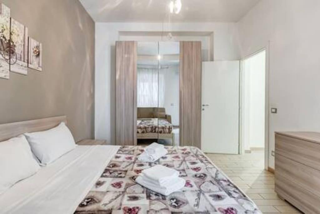 Domus Laterani by JFM - Comfortable apartment big terrace Colosseo