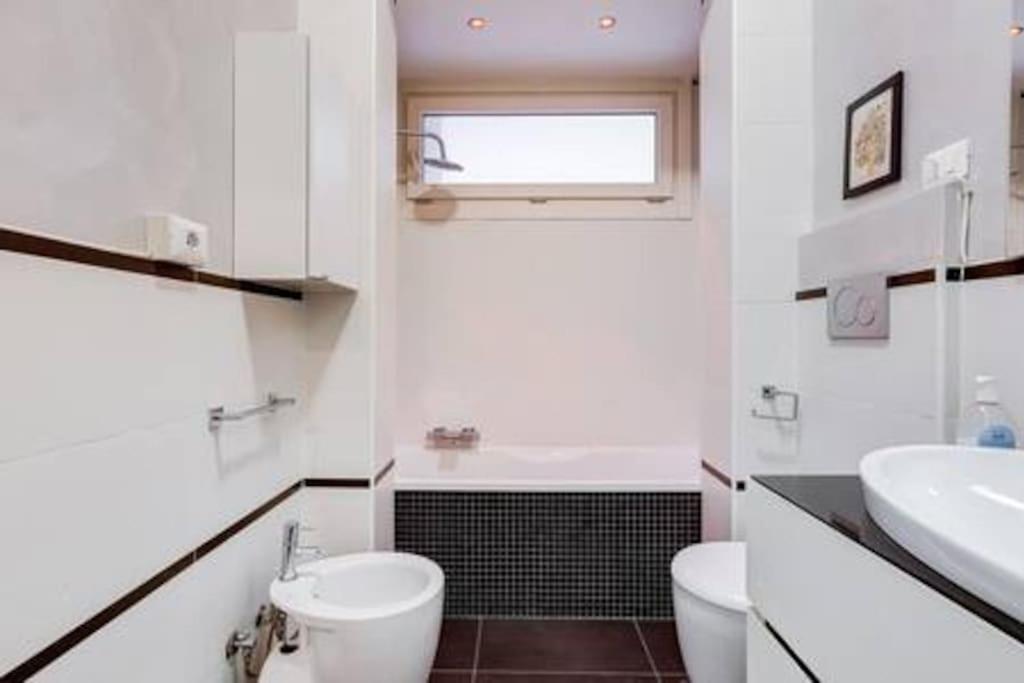 Domus Laterani by JFM - Comfortable apartment big terrace Colosseo