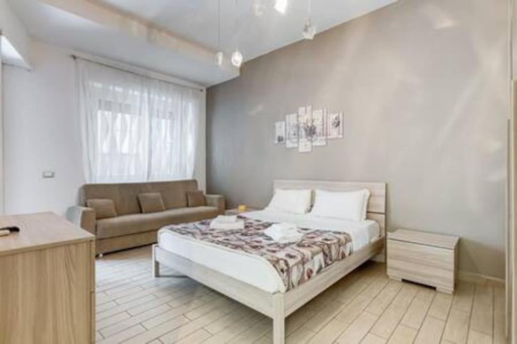 Domus Laterani by JFM - Comfortable apartment big terrace Colosseo