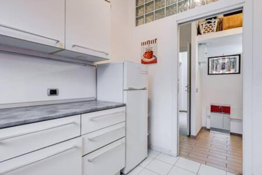 Domus Laterani by JFM - Comfortable apartment big terrace Colosseo