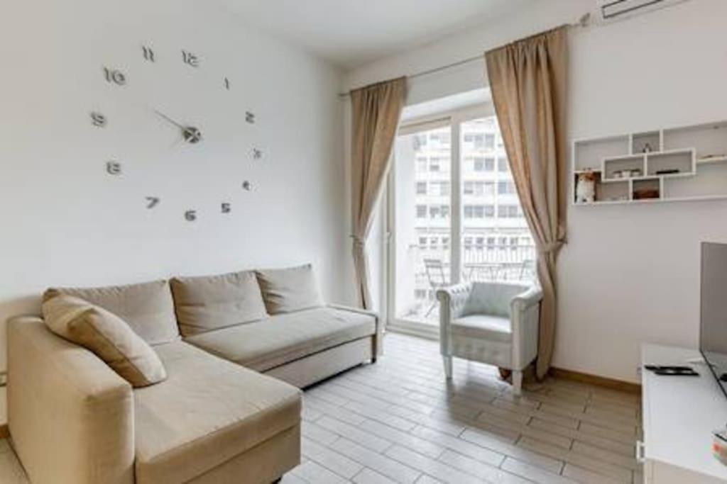 Domus Laterani by JFM - Comfortable apartment big terrace Colosseo