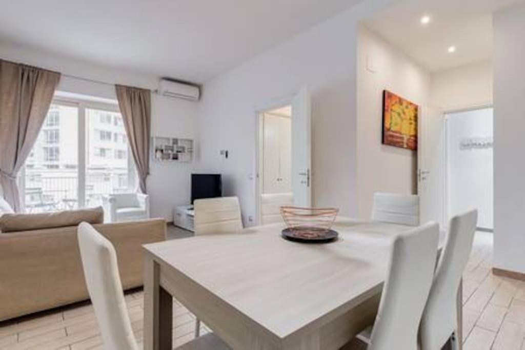 Domus Laterani by JFM - Comfortable apartment big terrace Colosseo