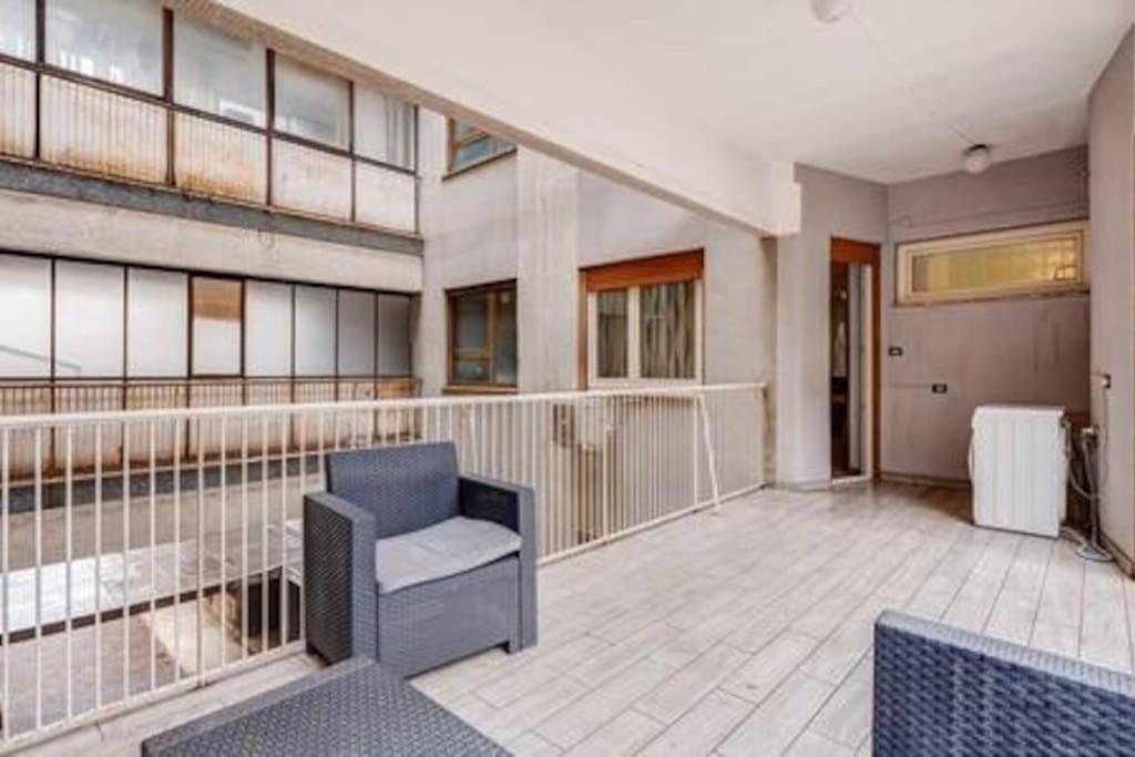 Domus Laterani by JFM - Comfortable apartment big terrace Colosseo