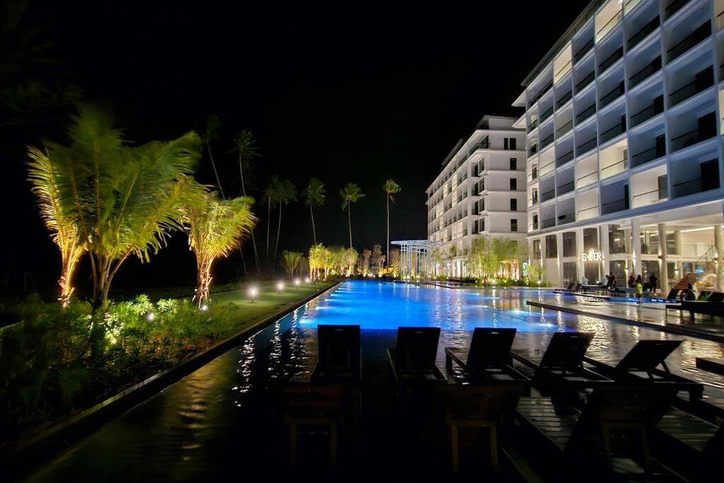 Kenyalang Roxy Sematan Homestay