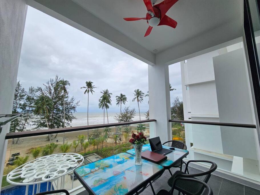Kenyalang Roxy Sematan Homestay