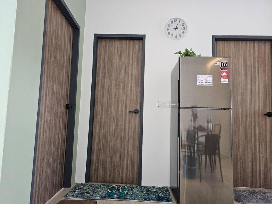 Kenyalang Roxy Sematan Homestay
