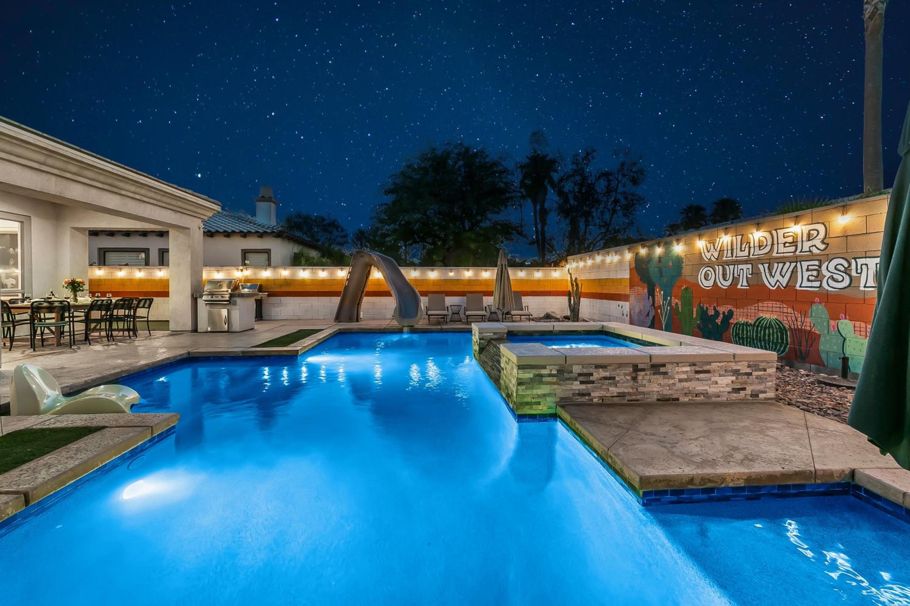 Wilder Out West: Luxury Pickleball, Mini Golf, & Game Room!!