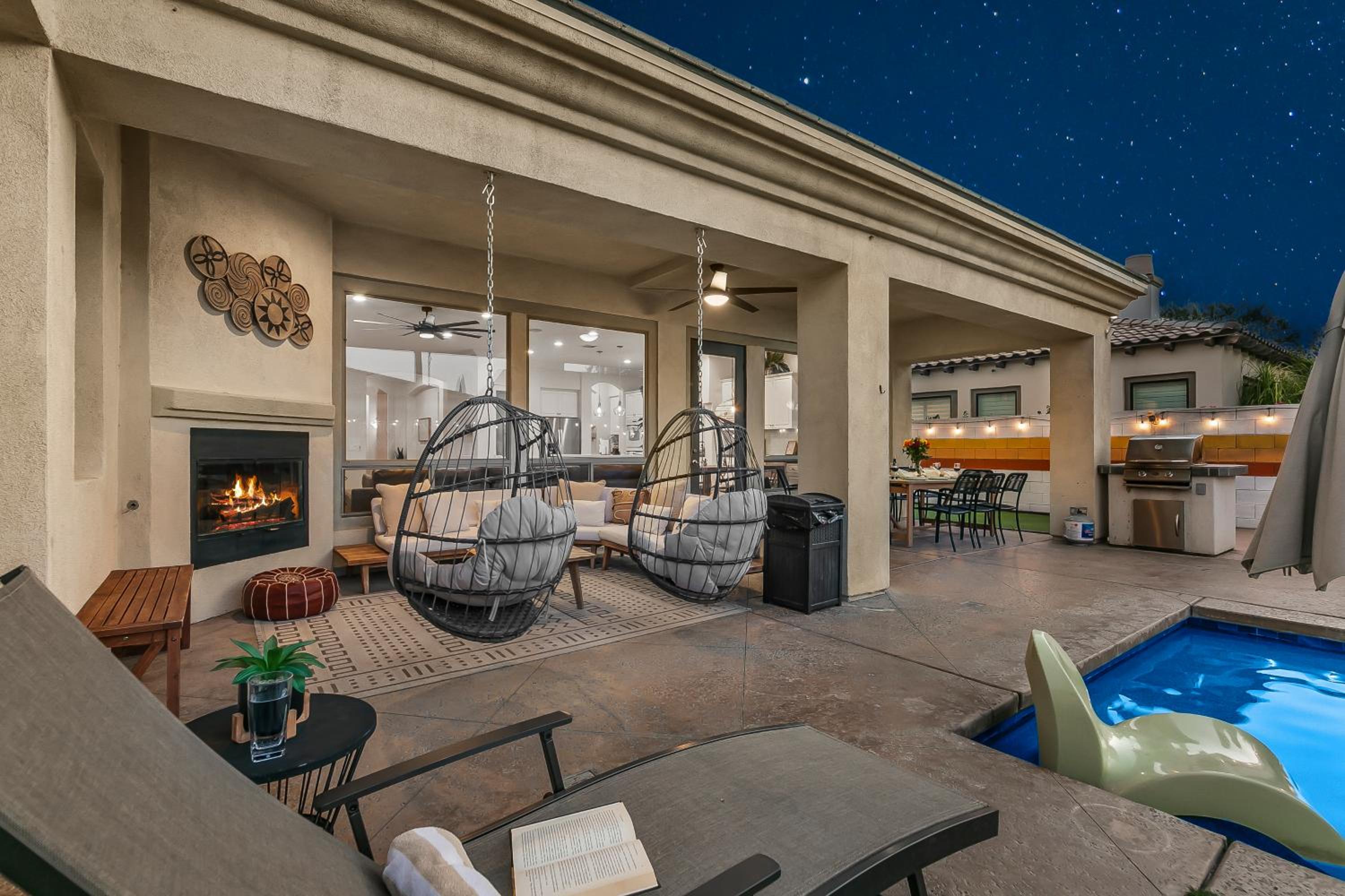 Wilder Out West: Luxury Pickleball, Mini Golf, & Game Room!!