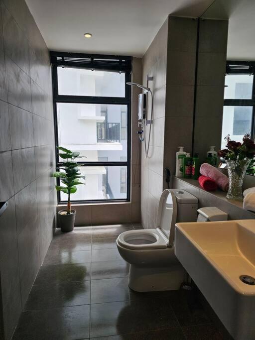 Kenyalang Roxy Sematan Homestay
