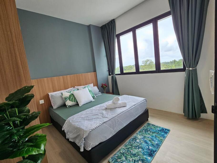 Kenyalang Roxy Sematan Homestay
