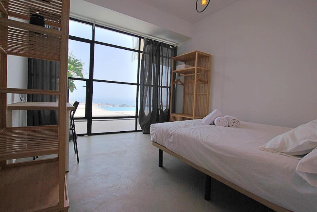 New, spacious villa with amazing views