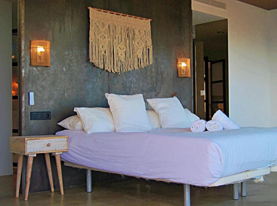 New, spacious villa with amazing views