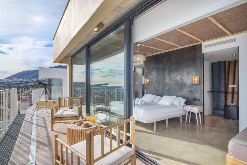New, spacious villa with amazing views