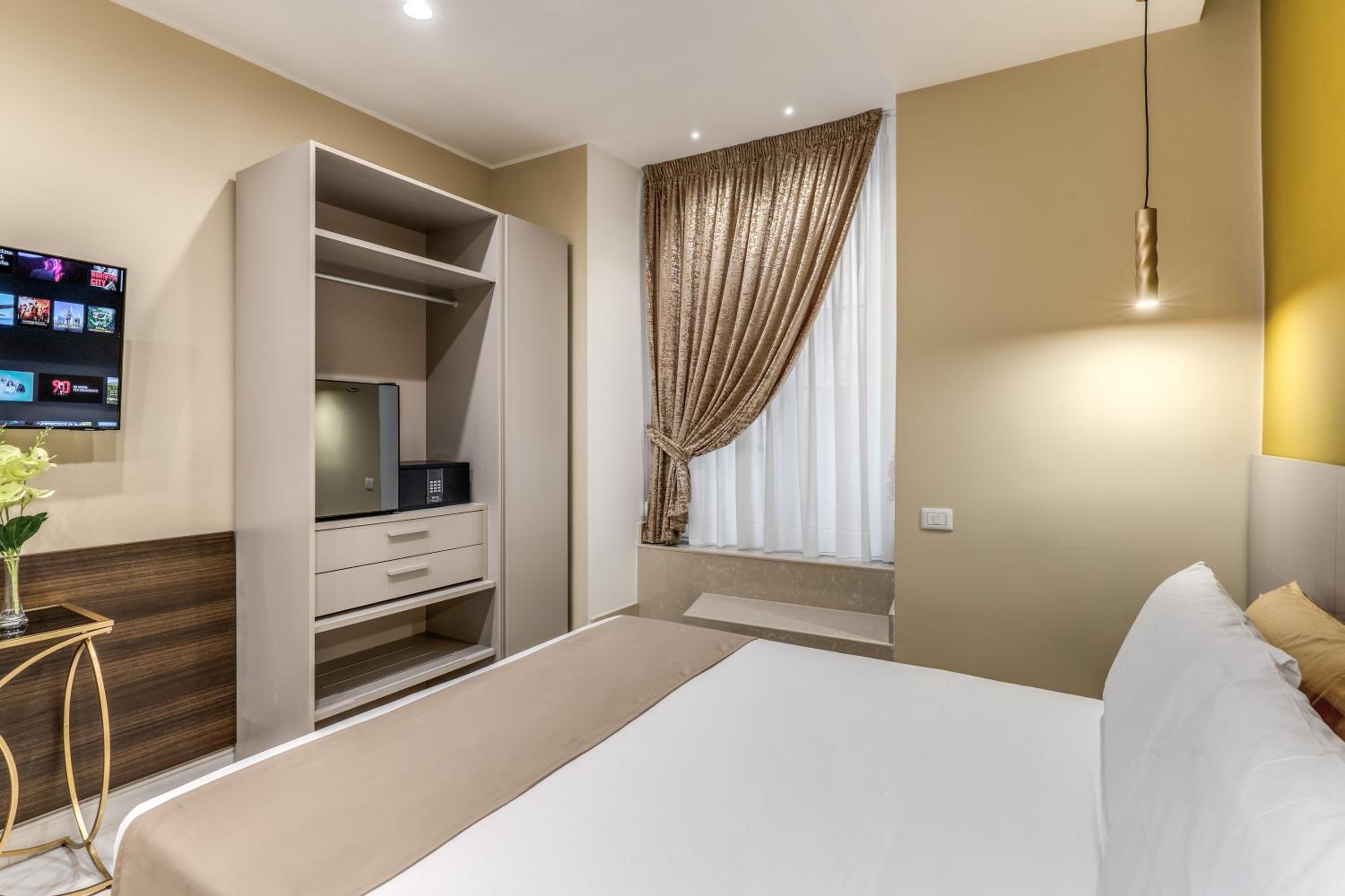 hotel room