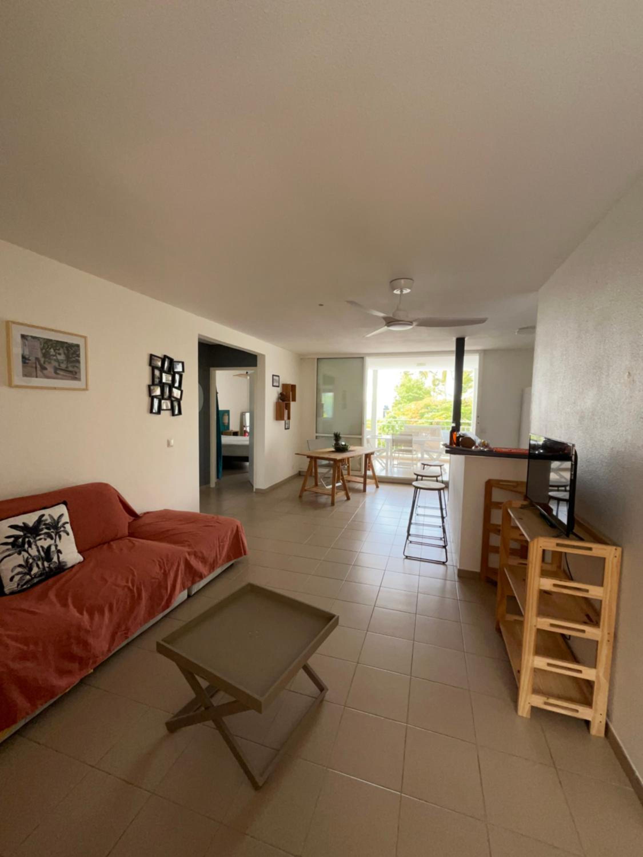 Sainte Anne , Appartement spacieux avec balcon bord de mer view 5