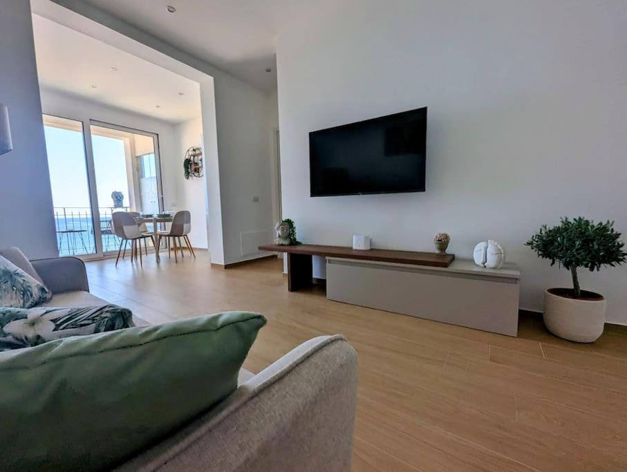 Alema apartment Giardini Naxos photo 2