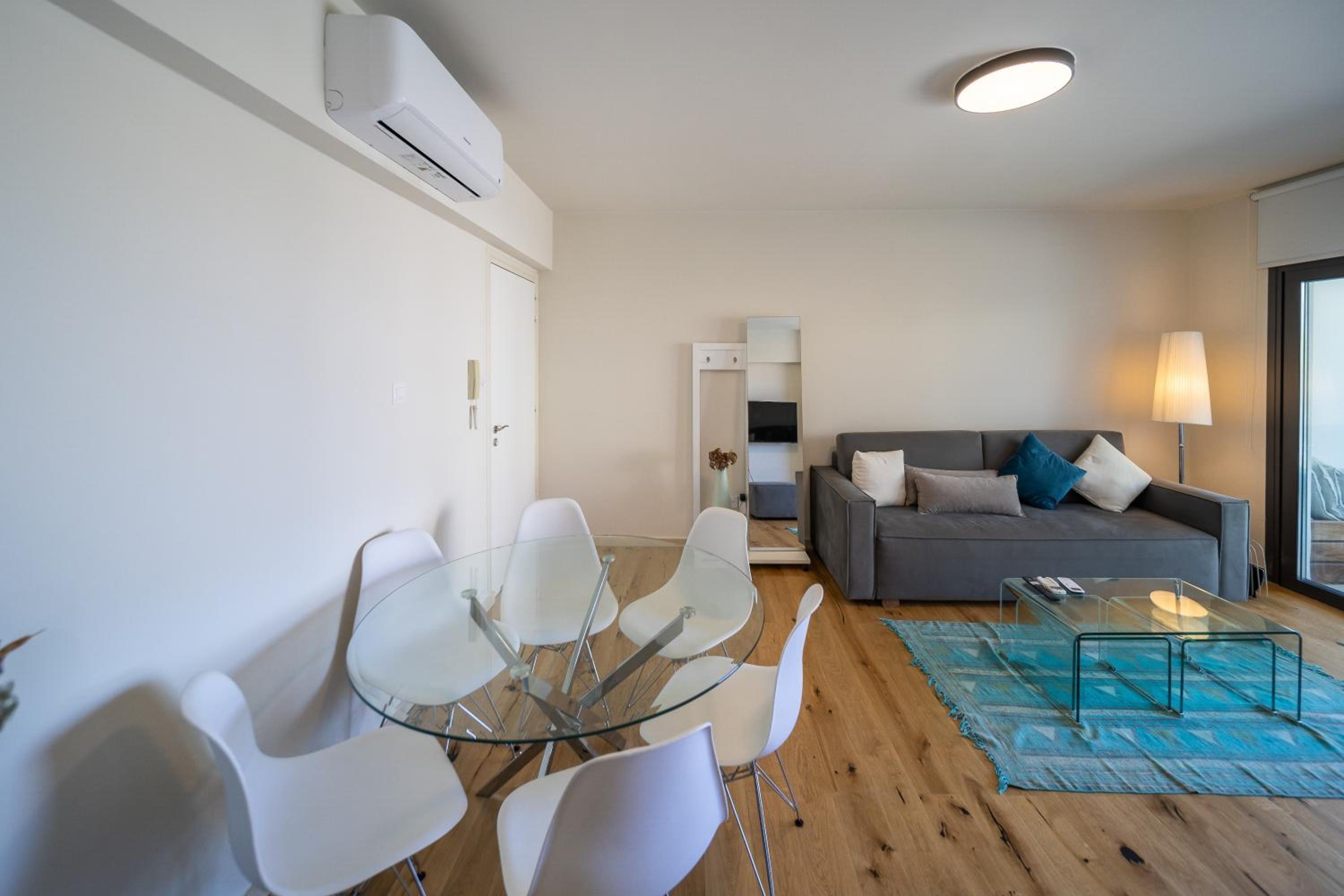 Lighthouse apartment
