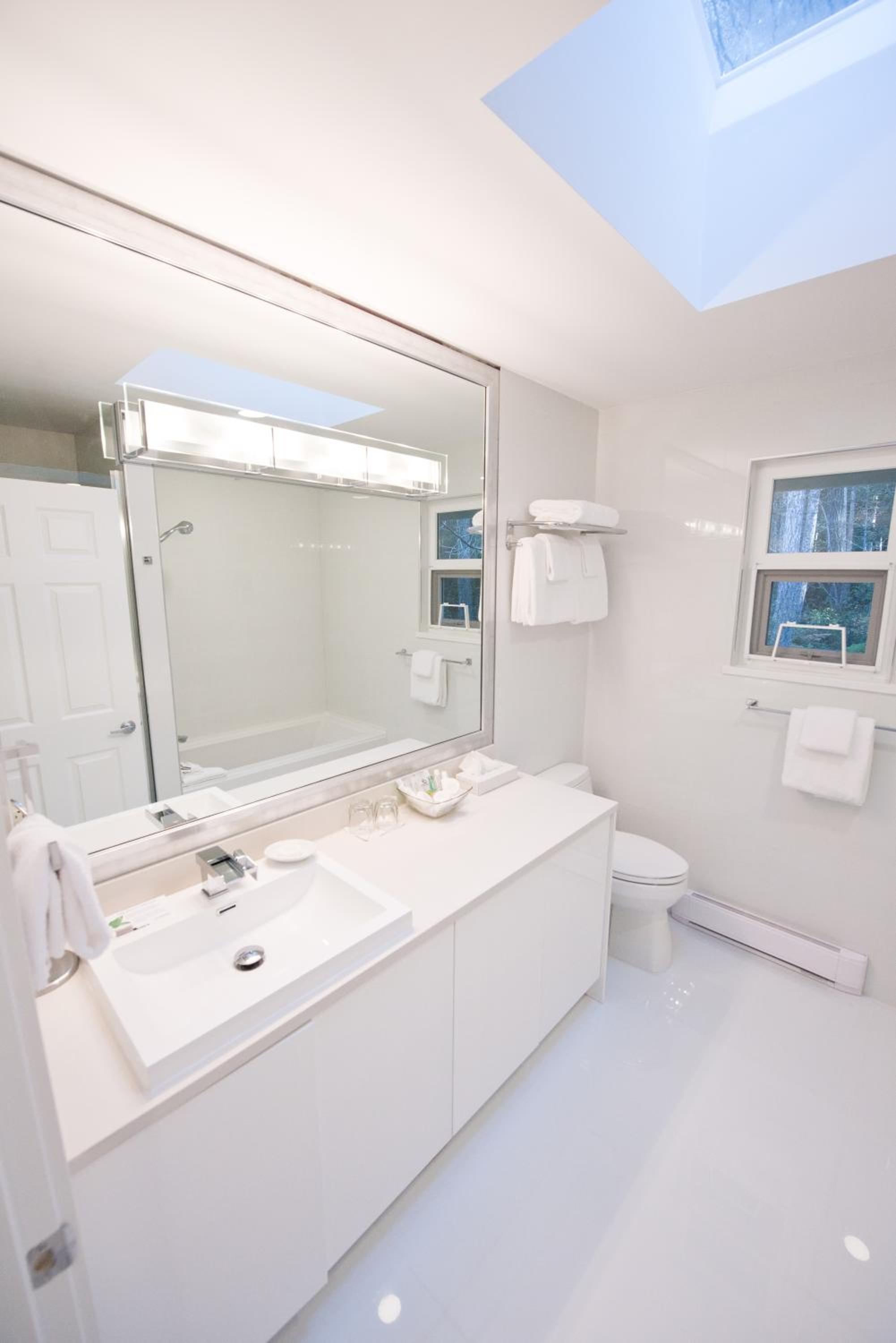 Rockwater Secret Cove Resort